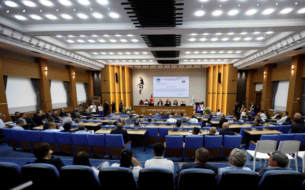Kayseri B&uuml;y&uuml;kşehir Meclisi&rsquo;nde Başkan B&uuml;y&uuml;kkılı&ccedil; imzasıyla &ouml;nemli kararlar
