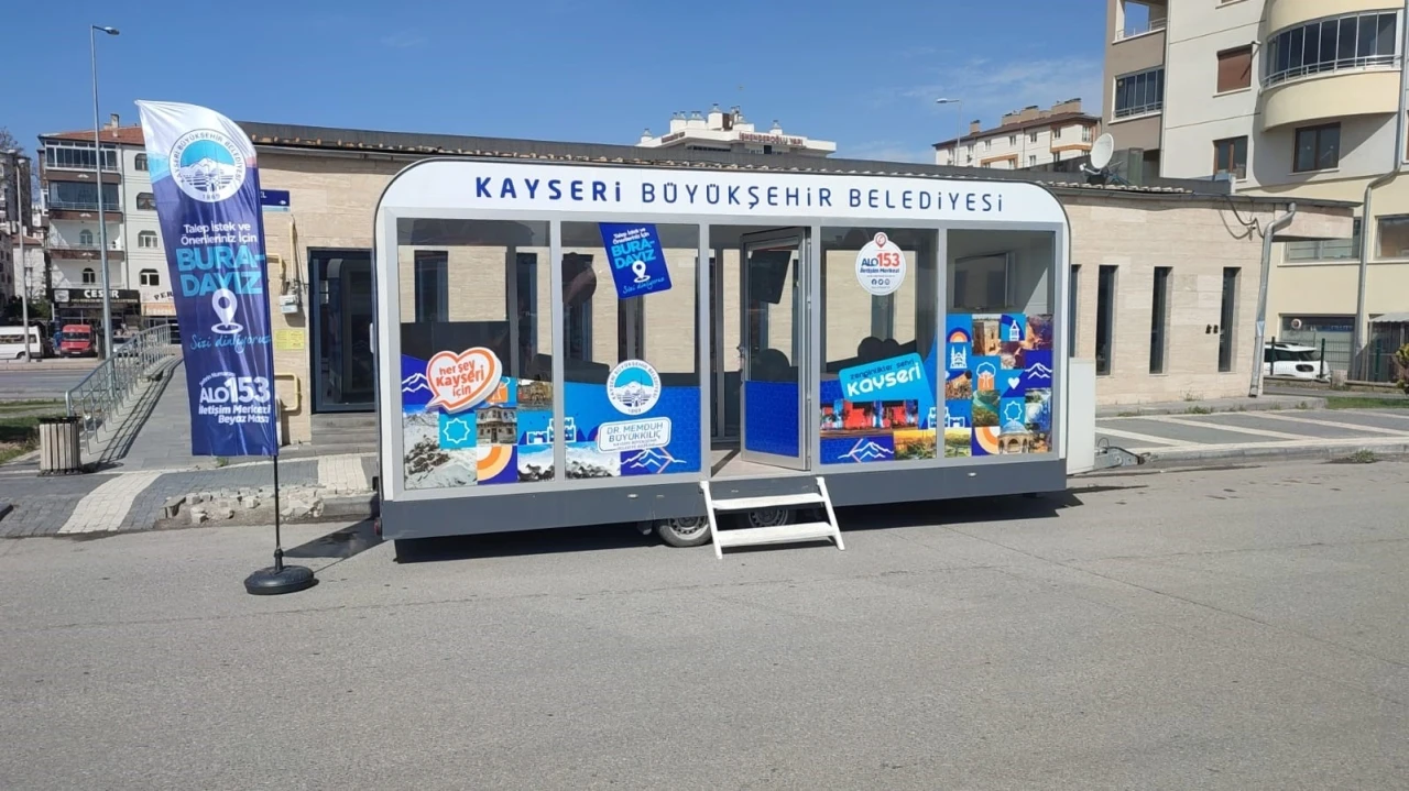 Kayseri Büyükşehir, Mobil Beyaz Masa ile vatandaşla iç içe
