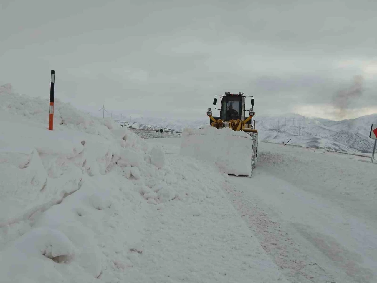 Kayseri’de 107 yol ulaşıma açıldı
