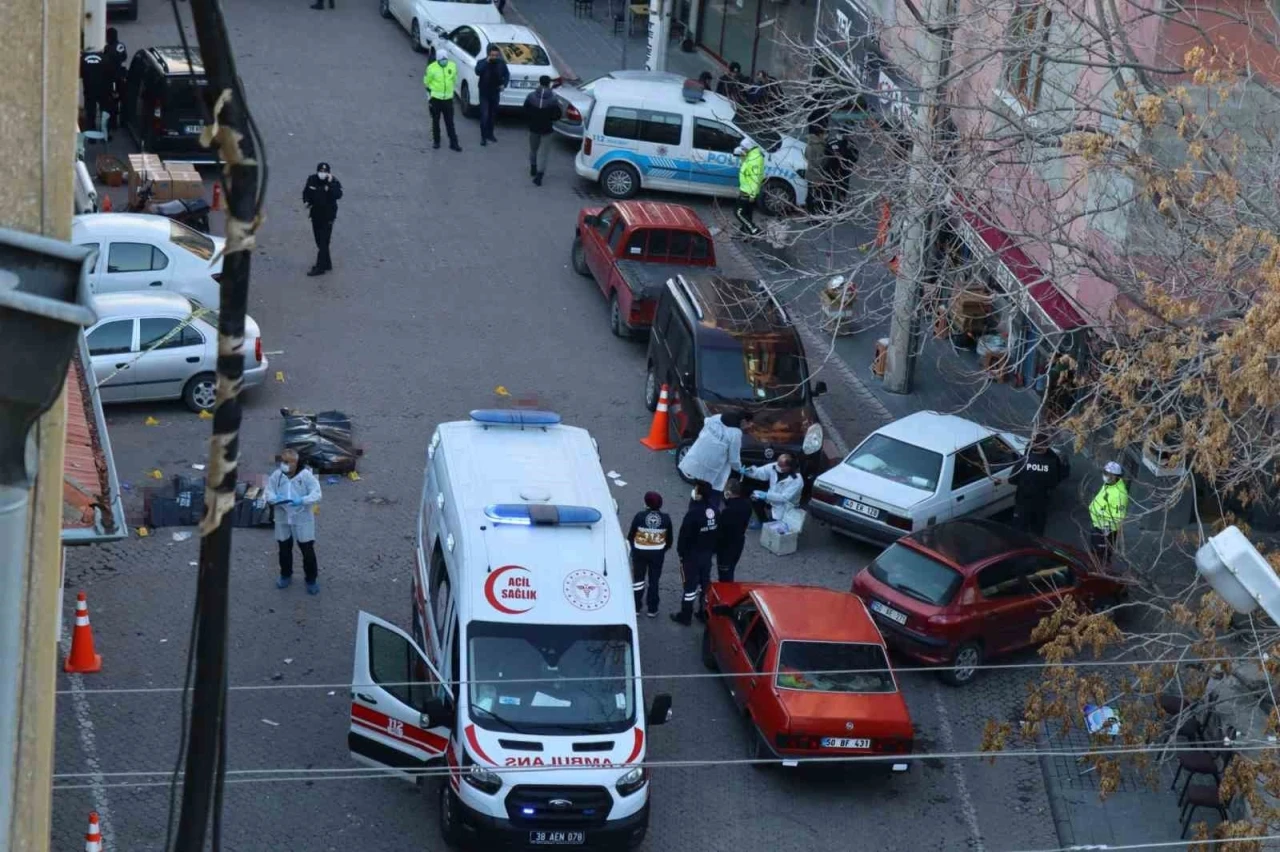 Kayseri’de 3 kişiyi öldüren şahıs Gürcistan’da yakalandı
