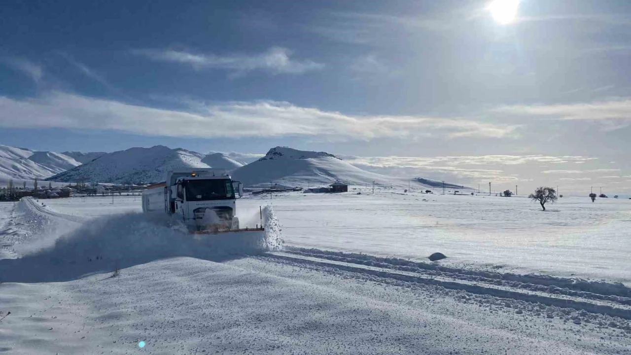Kayseri&rsquo;de 333 yol ulaşıma a&ccedil;ıldı
