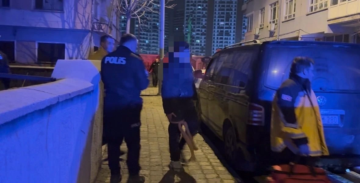 Kayseri&rsquo;de bı&ccedil;aklanan &ccedil;ocuk binaya sığındı: 1 yaralı
