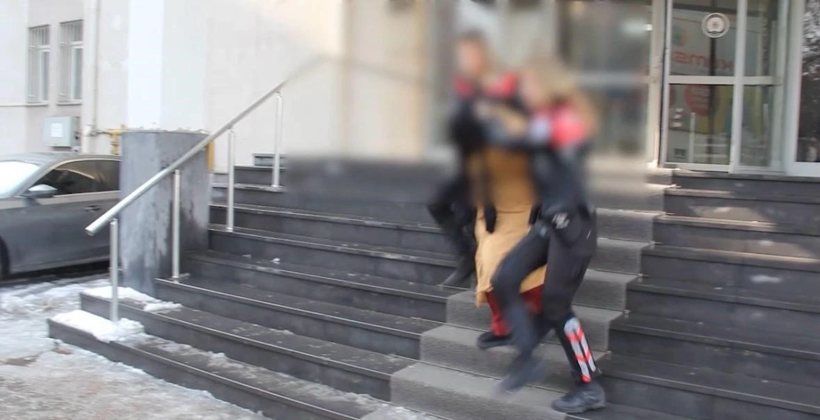 Kayseri&rsquo;de eş zamanlı &lsquo;fuhuş&rsquo; operasyonu: 6 şahıs tutuklandı
