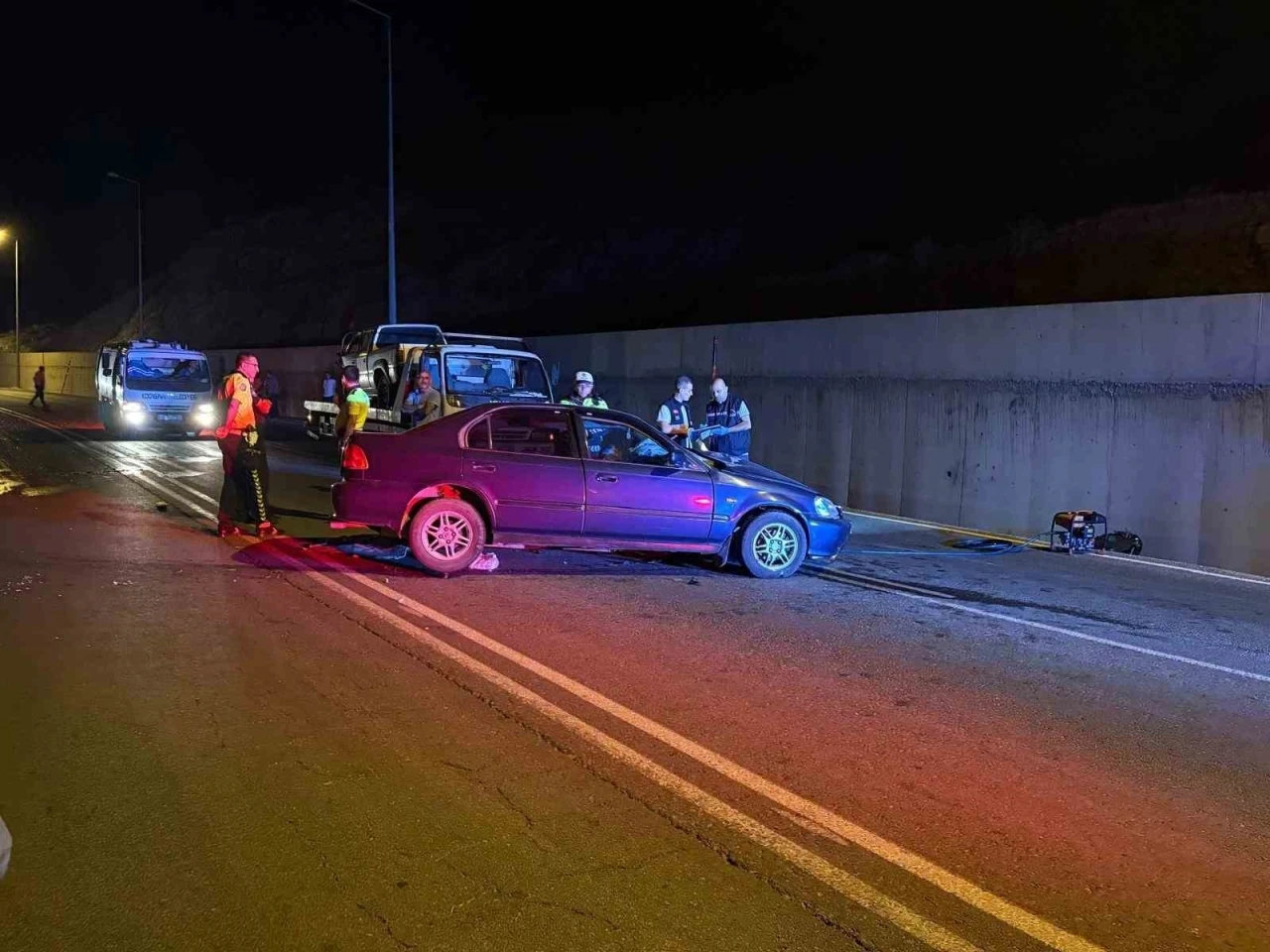 Kayseri’de iki araç kafa kafaya çarpıştı: 1 ölü, 3 yaralı
