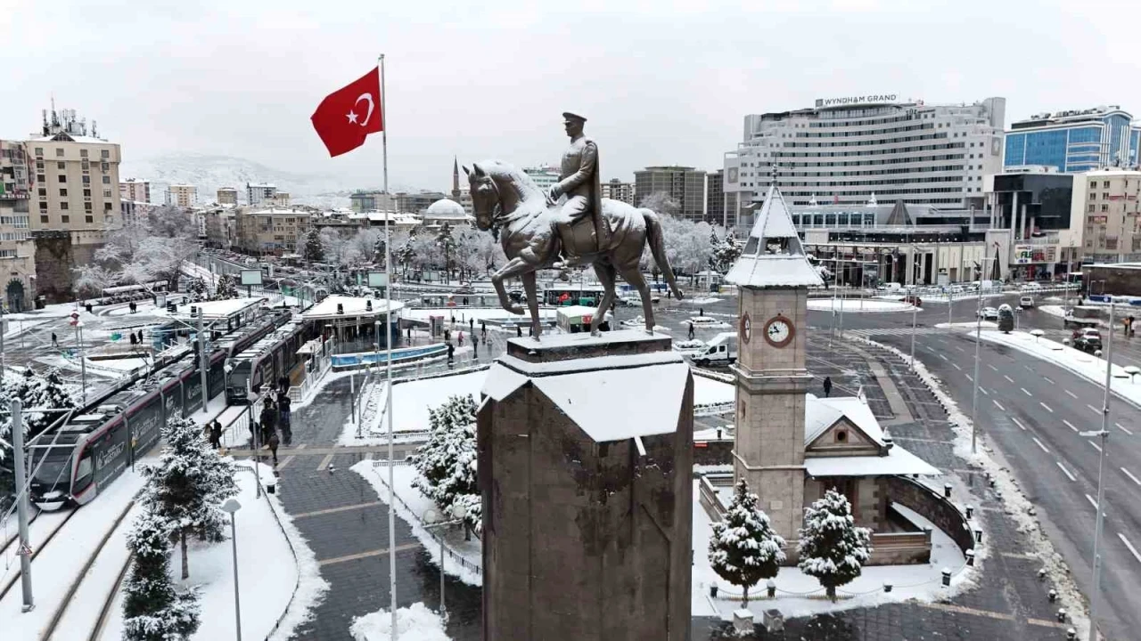 Kayseri&rsquo;de kar g&uuml;zelliği
