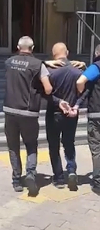 Kayseri&rsquo;de &lsquo;yağma&rsquo; su&ccedil;undan 14 yıl hapis cezasıyla aranan şahıs yakalandı
