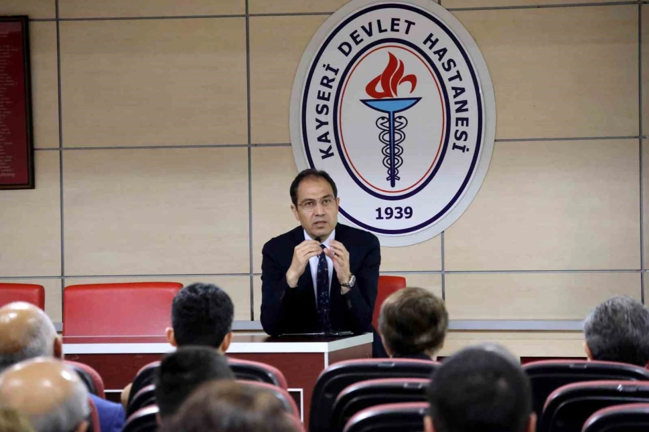 Kayseri Devlet Hastanesi’nde ’Dijital Entegrasyon Bilgilendirme Toplantısı’ gerçekleştirildi
