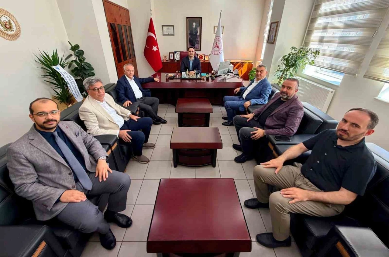 Kayseri Devlet Hastanesi&rsquo;nde sağlık hizmetleri ile sanayi kuruluşları arasındaki iş birliği g&ouml;r&uuml;ş&uuml;ld&uuml;
