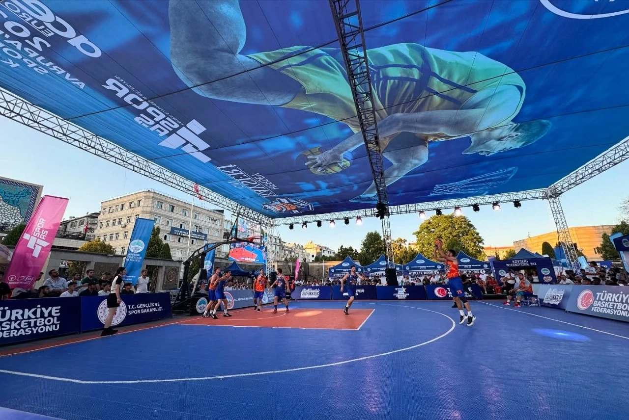 Kayseri, d&uuml;nyanın en iyi 3x3 basketbolcularını ağırlayacak
