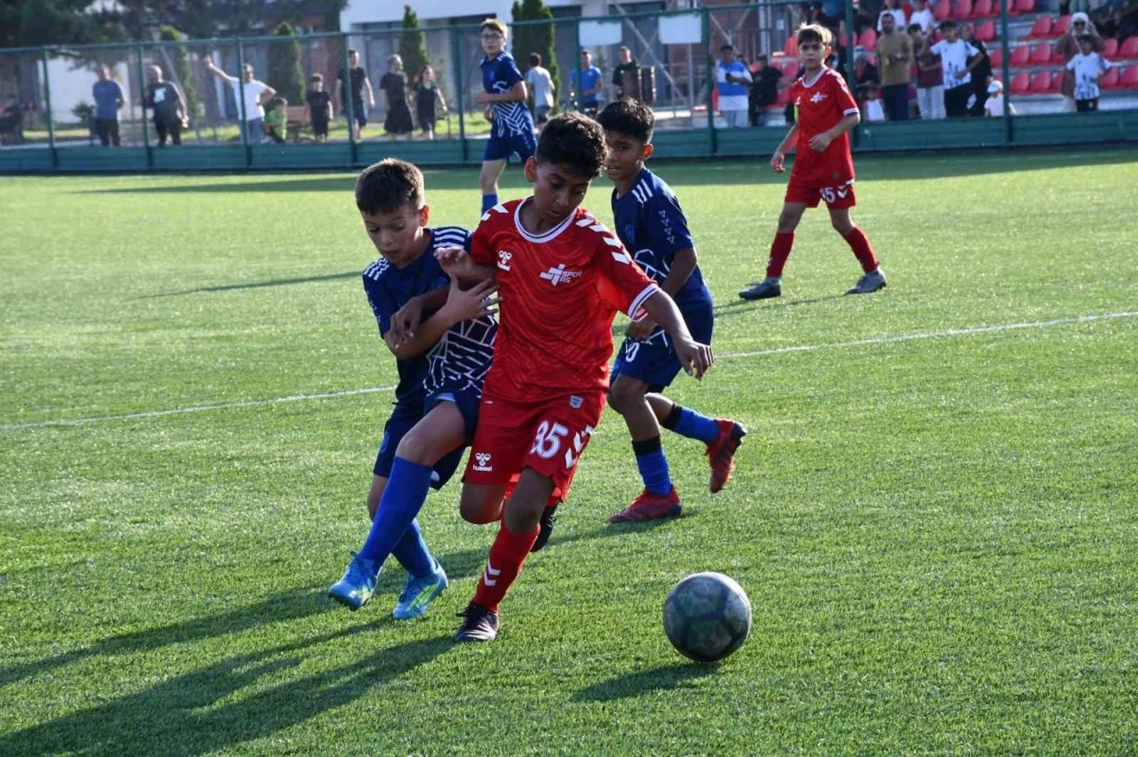 Kayseri U-11 Ligi&rsquo;nde şampiyon Melikgazi Belediyespor oldu
