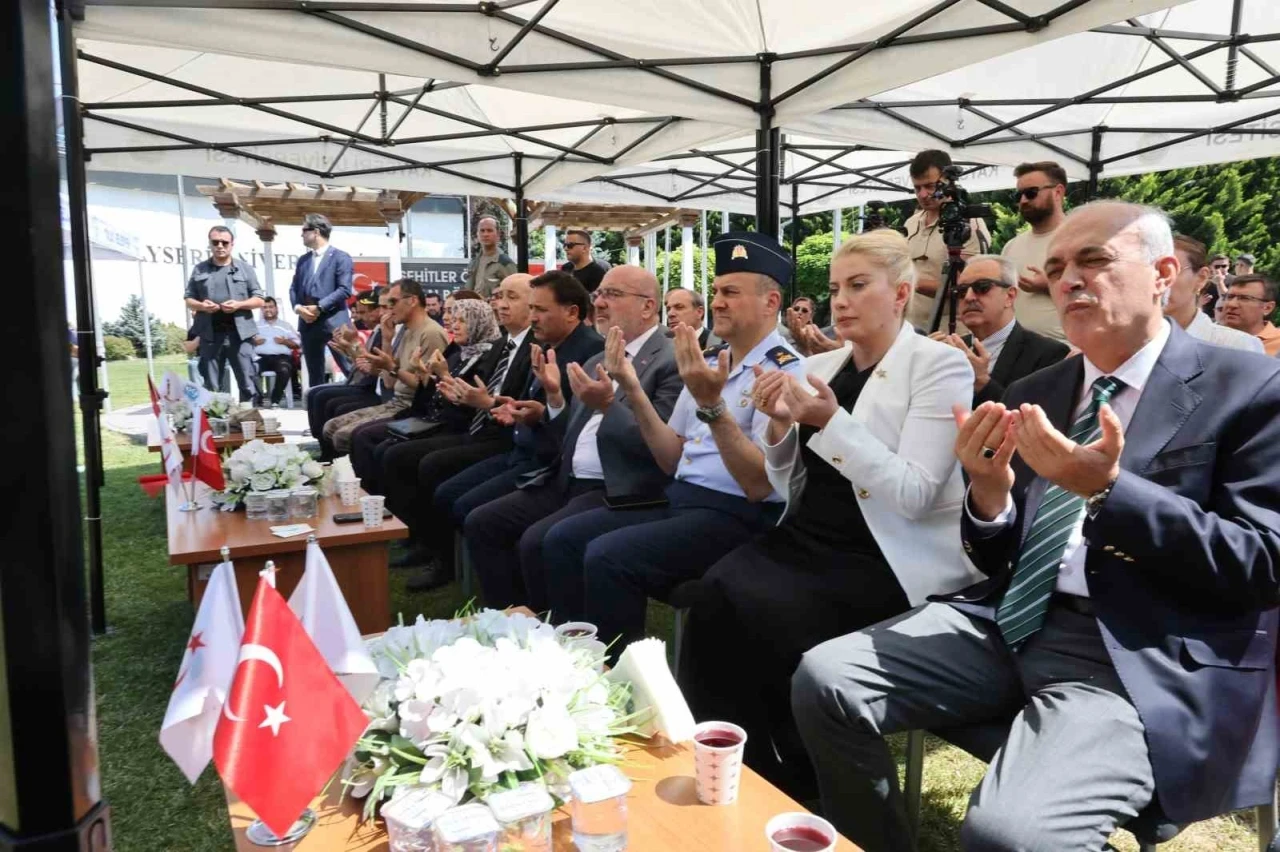 Kayseri Üniversitesi’nde ’Şehitler Anıtı’ açıldı
