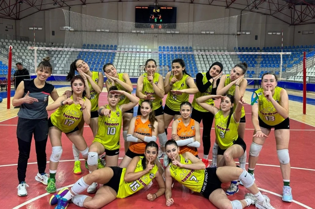 Kayseri Voleybol Kulübü, Türkiye finallerine yükseldi
