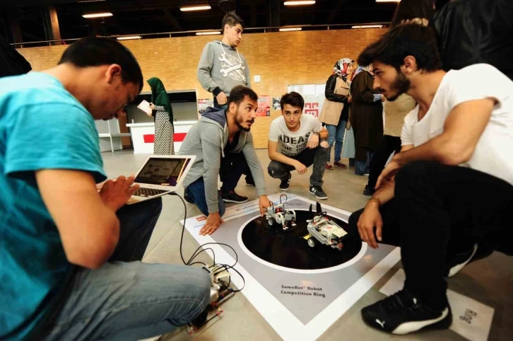 Kayseri&rsquo;ye 12 bin 742 yeni &uuml;niversiteli
