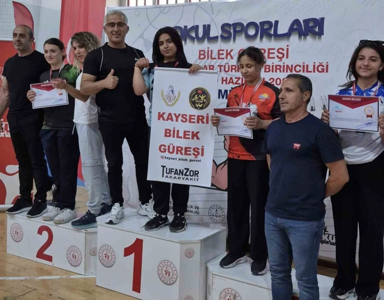 Kayserili çocukların bileği bükülemedi
