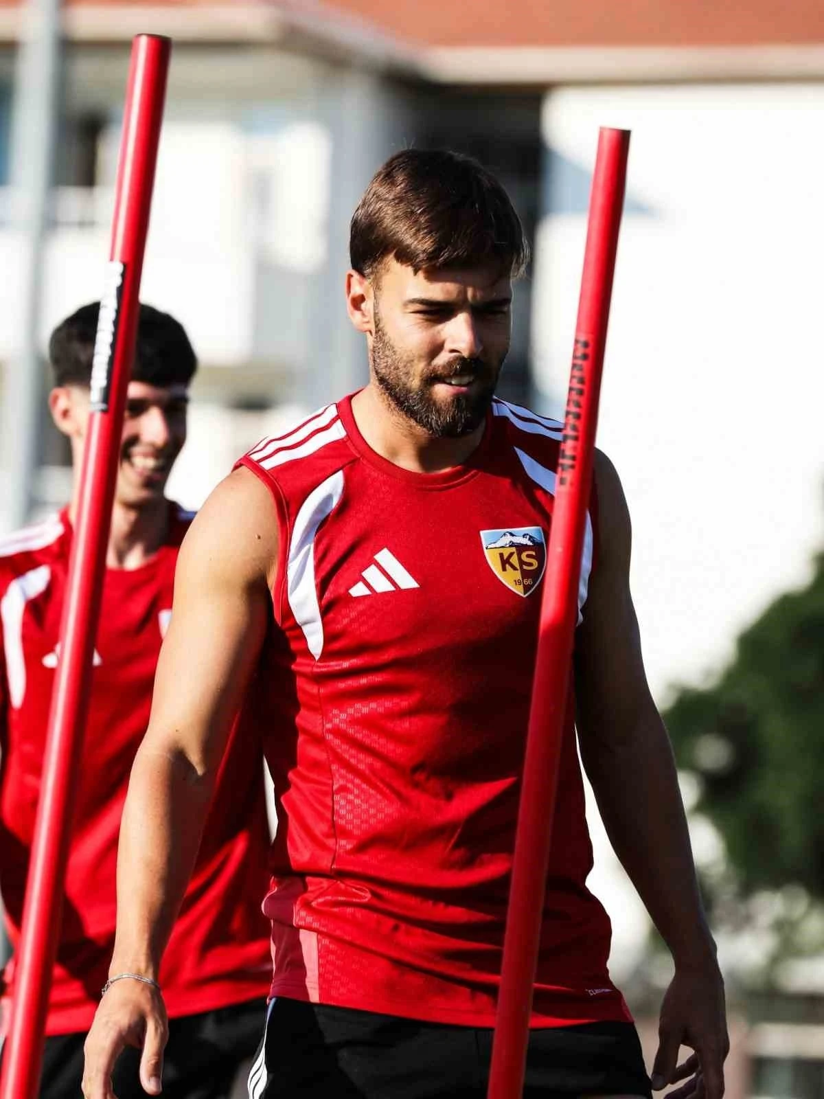 Kayserispor&rsquo;da Cardoso, Onugkha ve Bennaser kadro dışı
