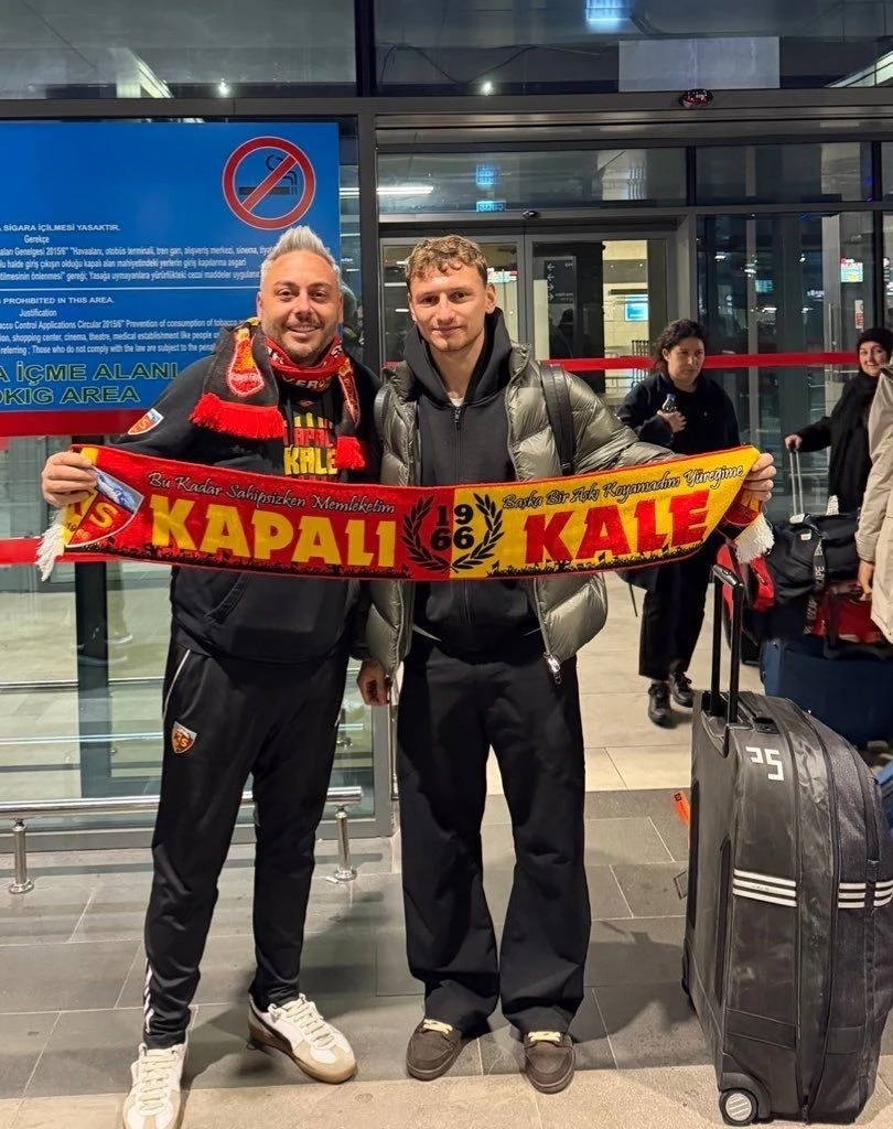 Kayserispor&rsquo;un yeni golc&uuml;s&uuml; Fedor Chalov Kayseri&rsquo;ye geldi
