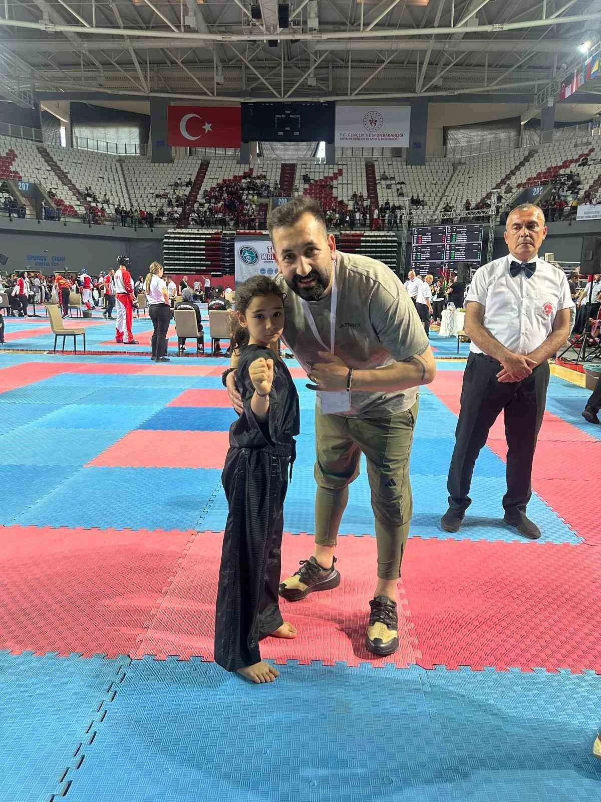 Kazandığı dünya 3.lüğü ile Yozgat’ın gururu oldu
