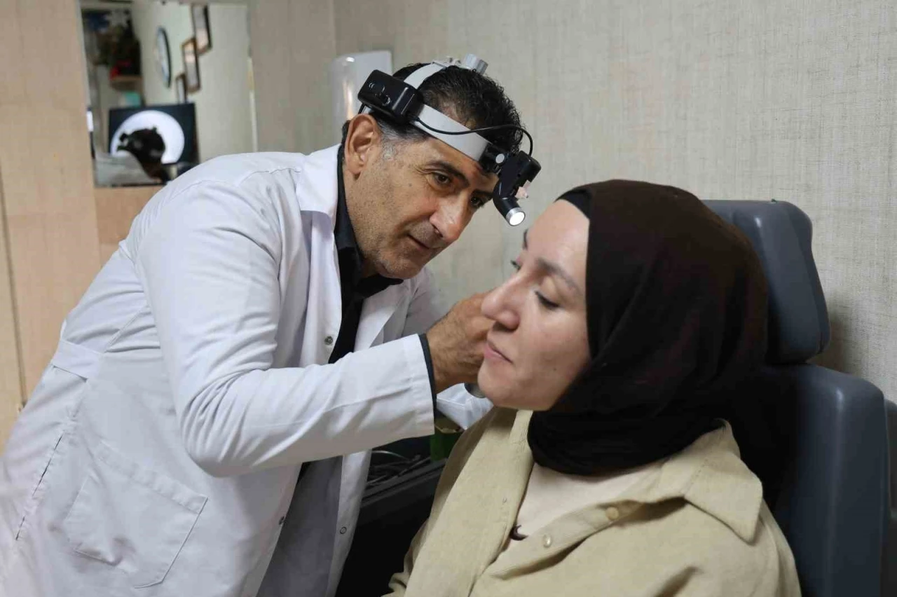 KBB Uzmanı Özbay: &quot;Mevsim geçişlerinde üst solunum yolu enfeksiyonları diğer mevsimlere göre biraz daha sık görülmektedir&quot;
