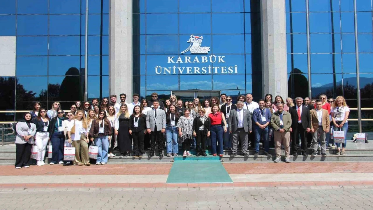 KB&Uuml;&rsquo;de Erasmus+ programı kapsamında 7 &uuml;lkeden &ouml;ğrenci ve akademisyenler ağırlandı
