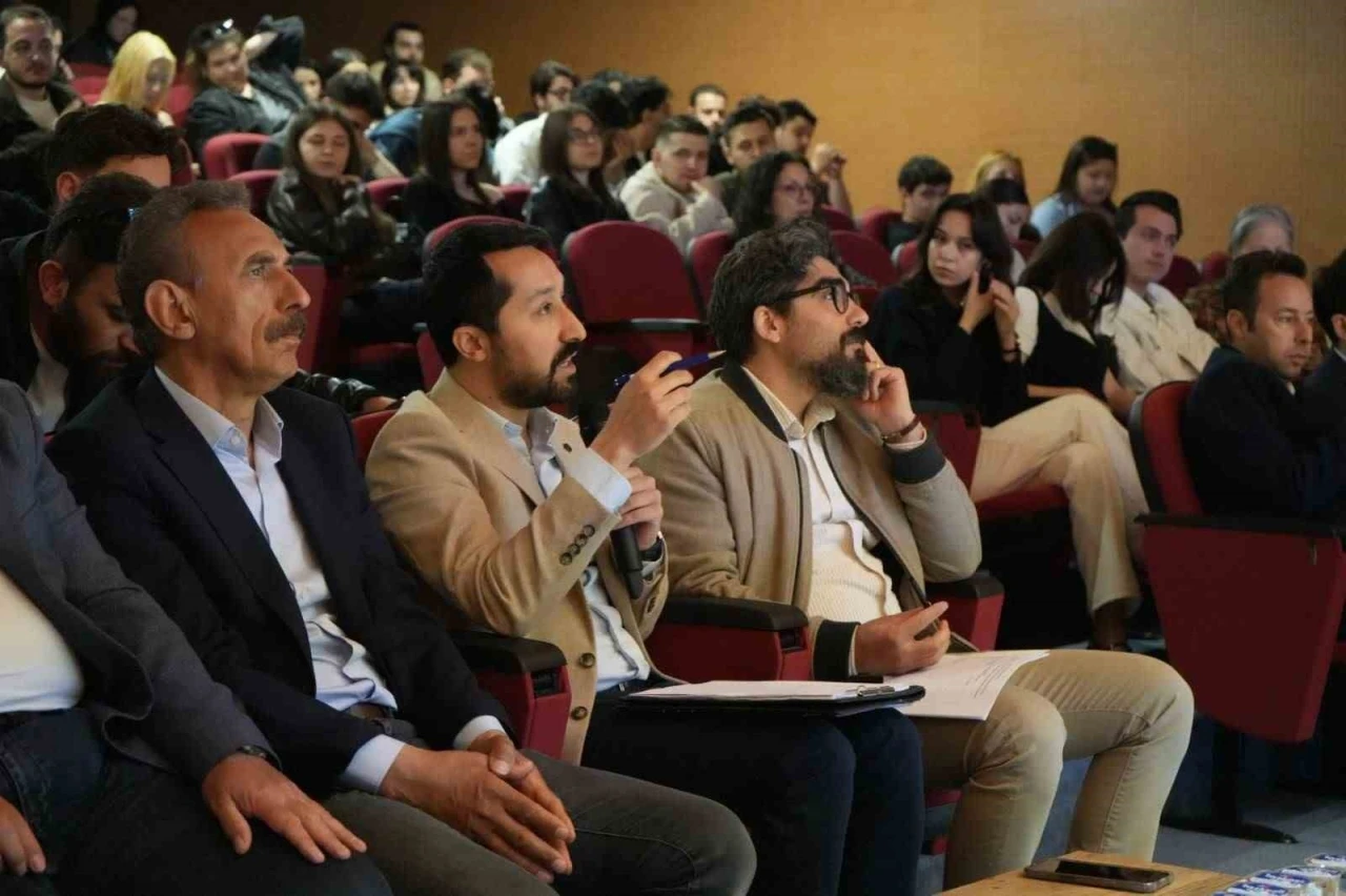 KBÜ İletişim Fakültesi’nde kurmaca film gösterimleri gerçekl