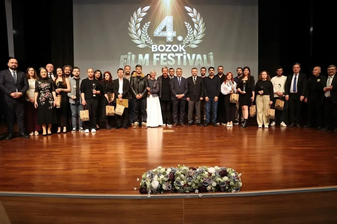 KB&Uuml; &ouml;ğrencileri Bozok Film Festivali&rsquo;nden iki &ouml;d&uuml;lle d&ouml;nd&uuml;
