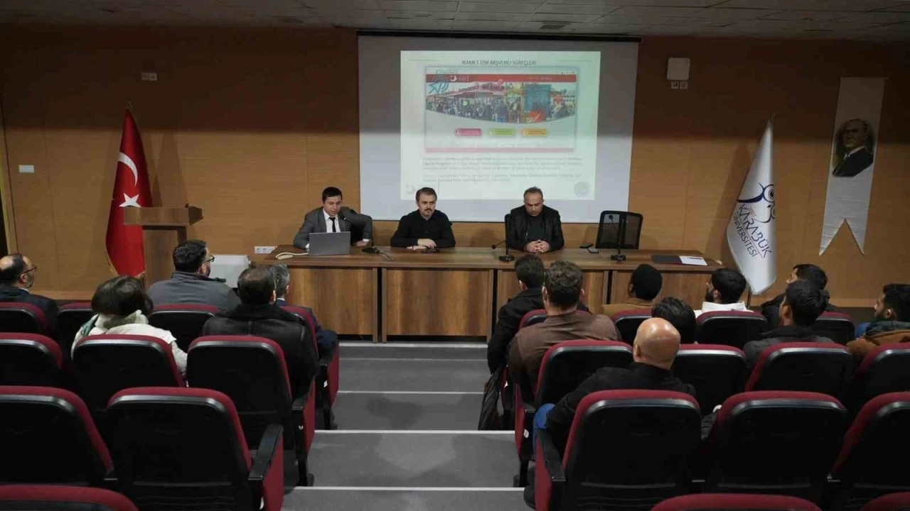 KBÜ ve İl Göç İdaresi, uluslararası öğrencilere ikamet bilgilendirmesi yaptı
