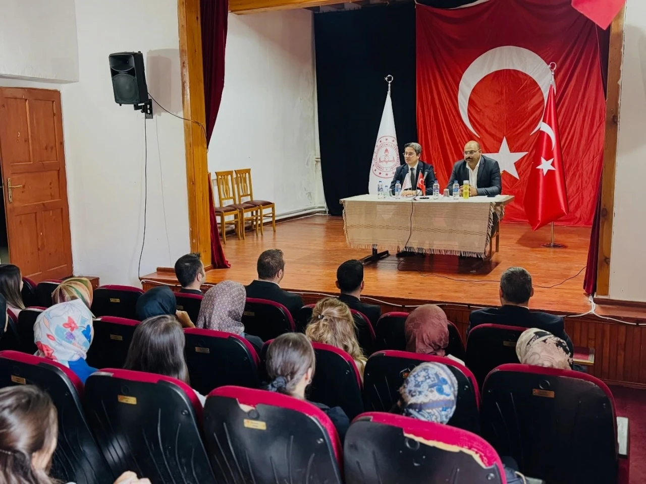 Kemaliye’de Eğitim-Öğretim Yılı İstişare Toplantısı yapıldı
