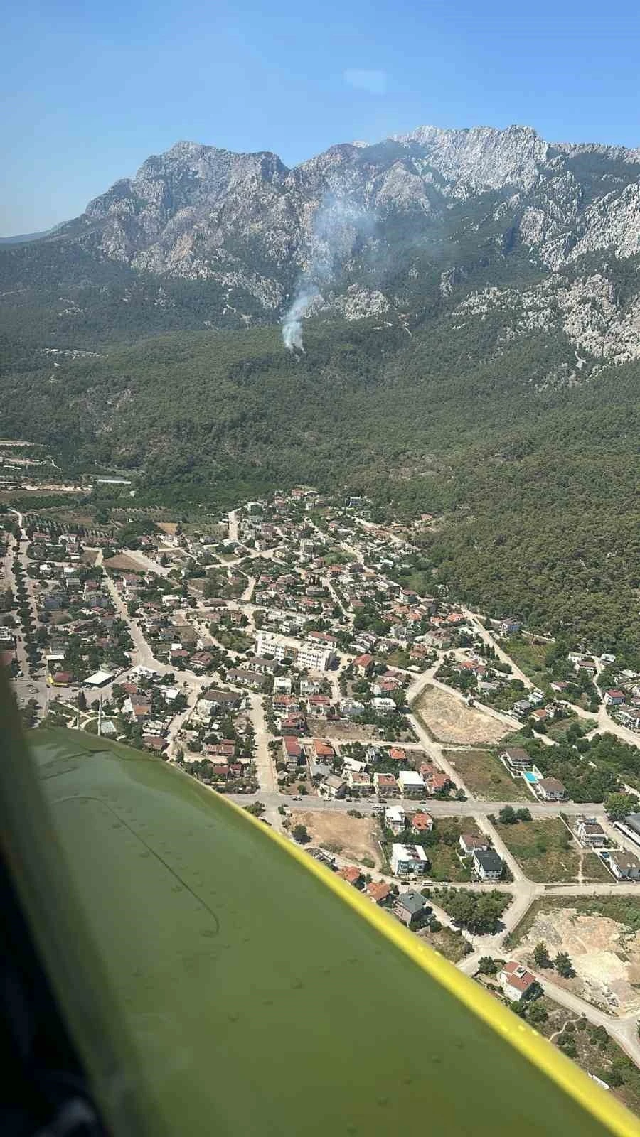 Kemer’de orman yangını
