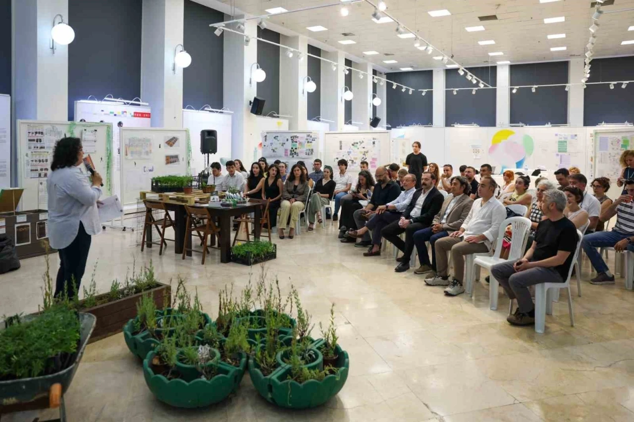 Kentsel tarım ve d&ouml;ng&uuml;sel ekonomi uygulamaları Maltepe&rsquo;de konuşuldu
