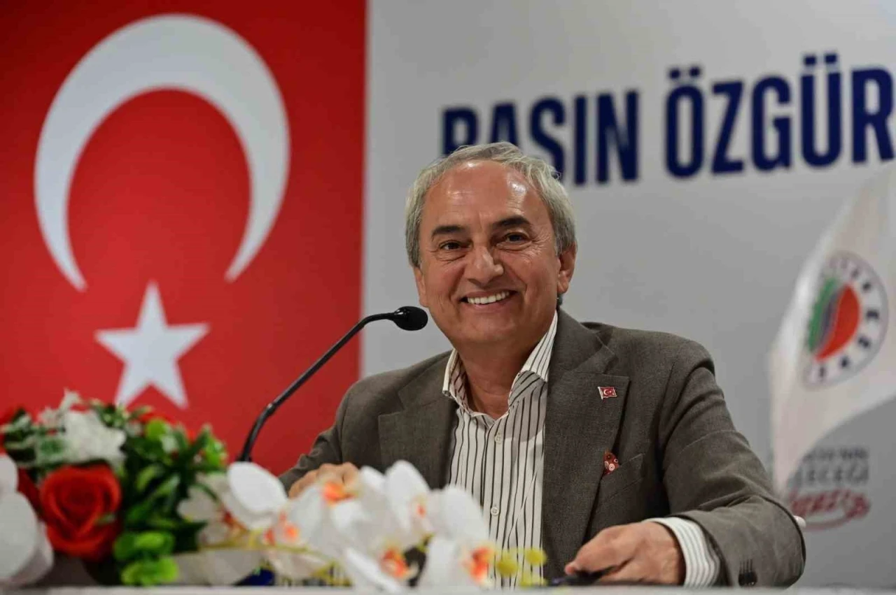 Kepez Belediye Başkanı Kocag&ouml;z&rsquo;den yeni parti cevabı
