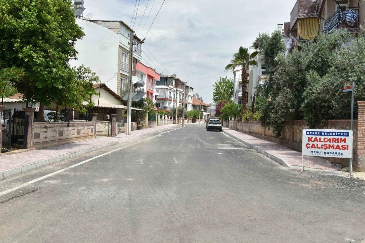 Kepez’de 51 kilometrelik kaldırım çalışması
