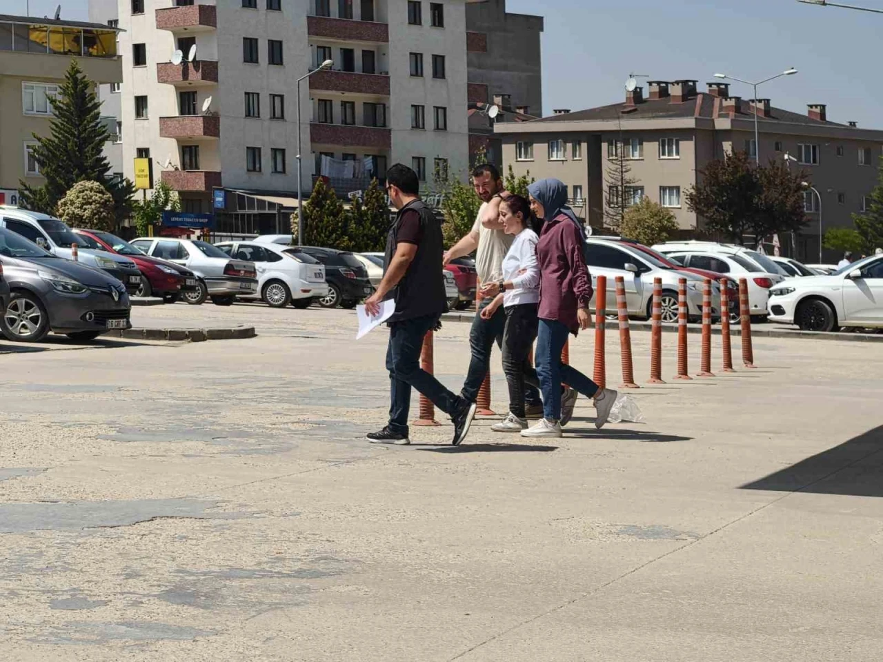 Kesinleşmiş 21 yıl cezası bulunan kadın yakalandı
