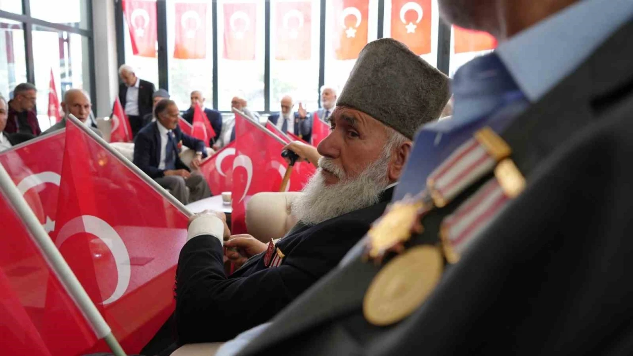 Kıbrıs gazilerinden &quot;Devlet İftihar Madalyası&quot; talebi
