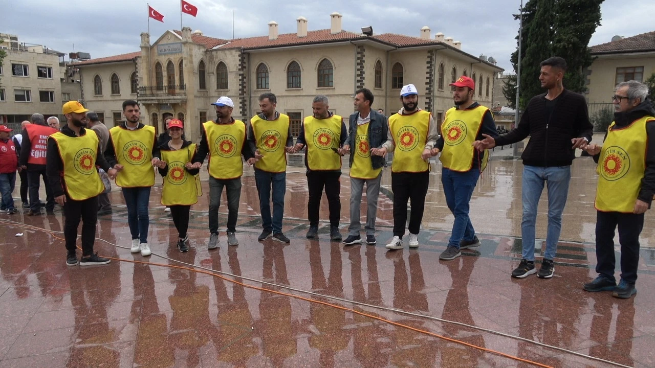 Kilis’te 1 Mayıs halaylarla kutlandı
