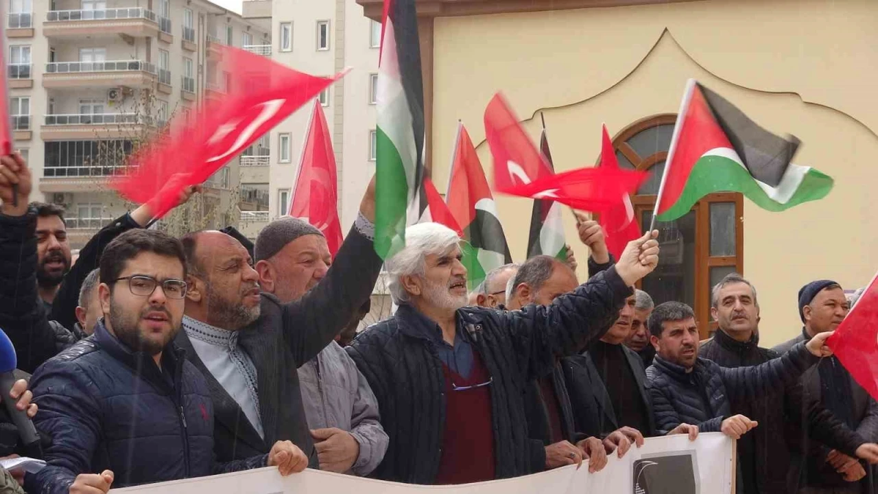 Kilis&rsquo;te "Filistin&rsquo;e d&uuml;nya sessiz kalmamalı" &ccedil;ağrısı
