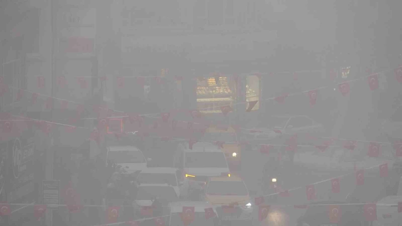 Kilis’te yoğun sis etkili oldu
