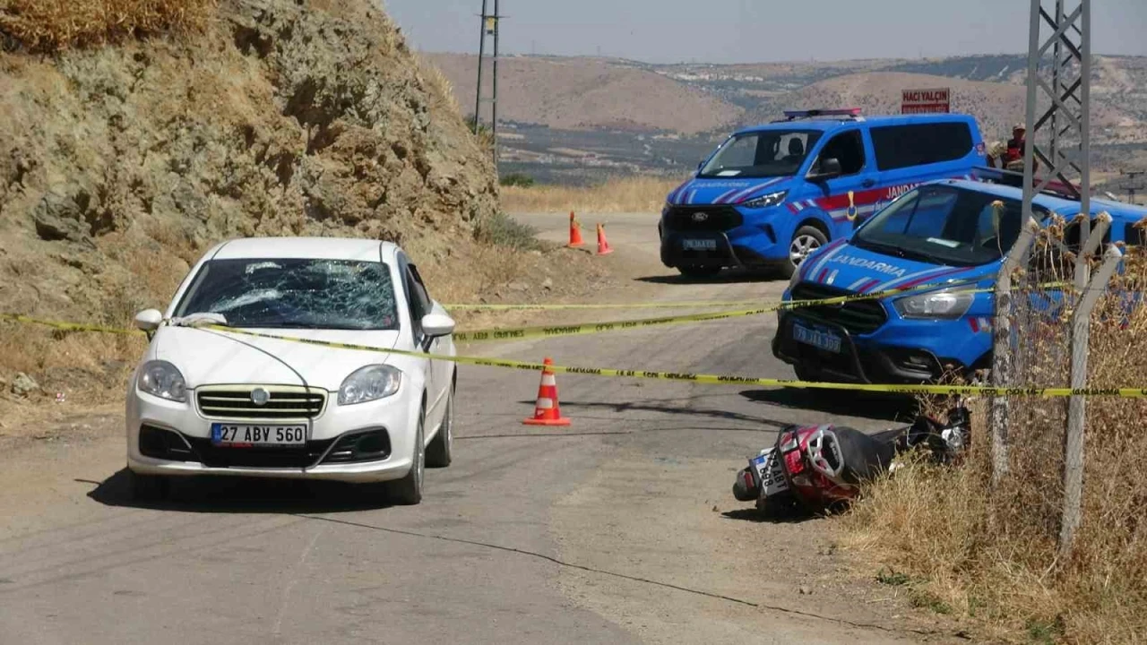 Kilis&rsquo;te &rsquo;yol verme&rsquo; kavgası: 1 &ouml;l&uuml;, 12 yaralı
