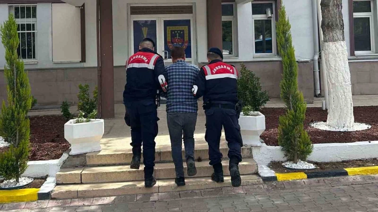 Kırıkkale’de çeşitli suçlardan aranan 3 hükümlü yakalandı

