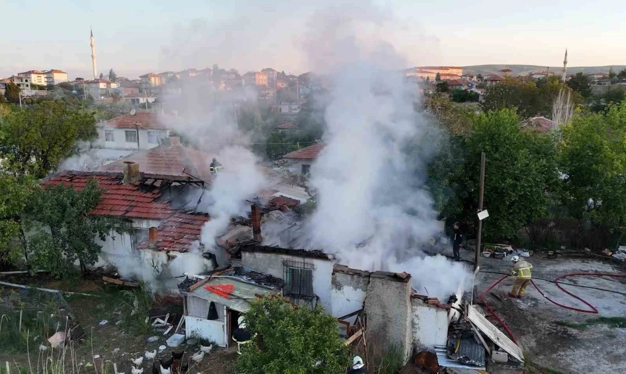 Kırıkkale’de müstakil evde yangın
