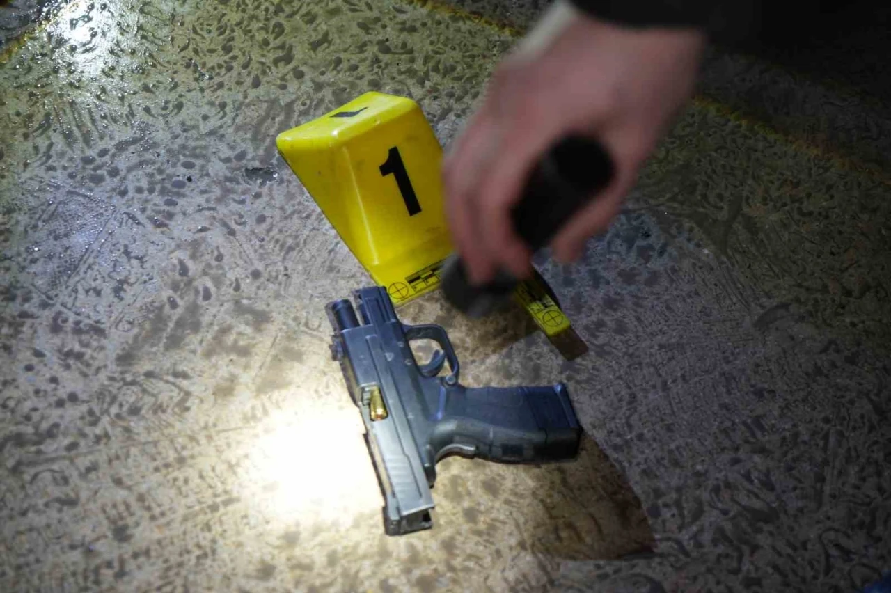 Kırıkkale&rsquo;de "kız meselesi" nedeniyle &ccedil;ıkan kavgada 3 kişi yaralandı: 5 g&ouml;zaltı
