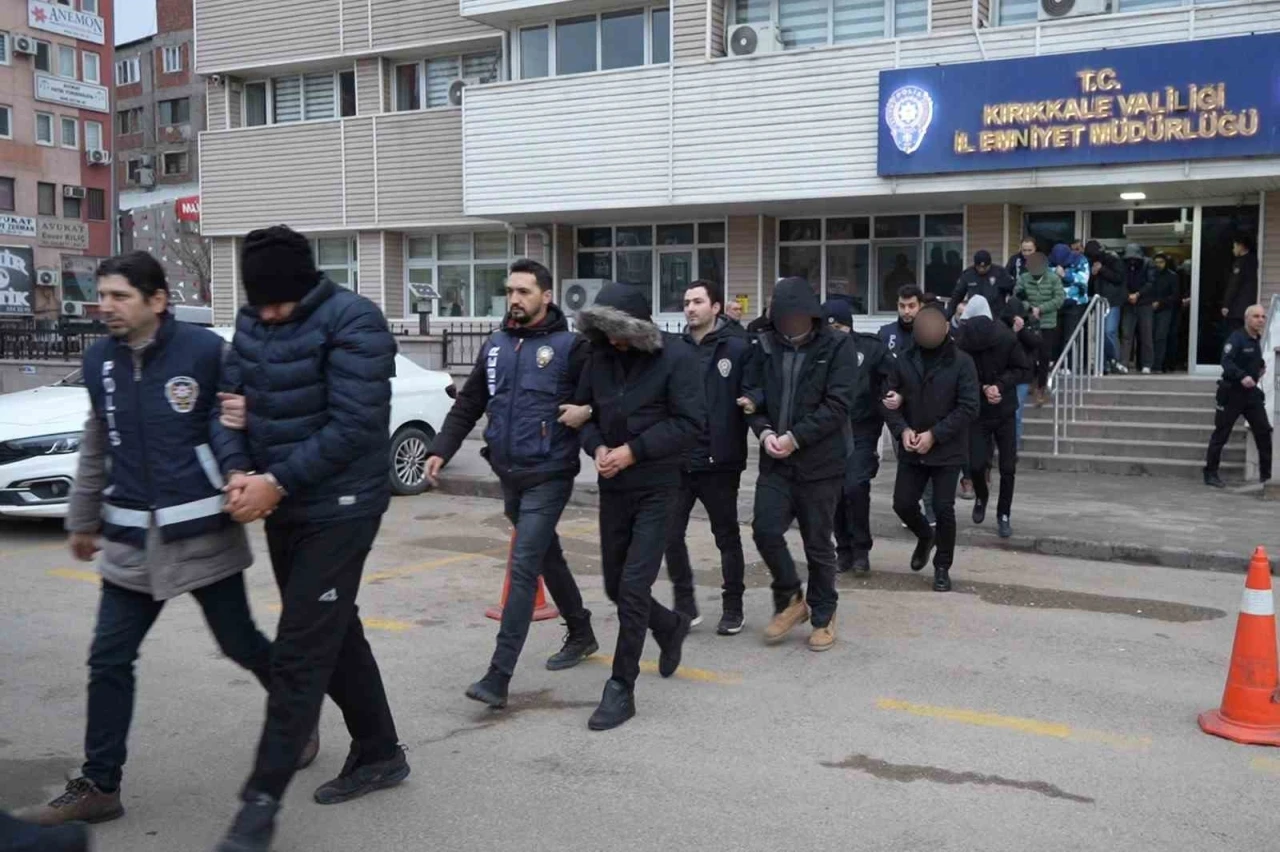 Kırıkkale merkezli yasa dışı bahis operasyonunda 14 ş&uuml;pheli tutuklandı
