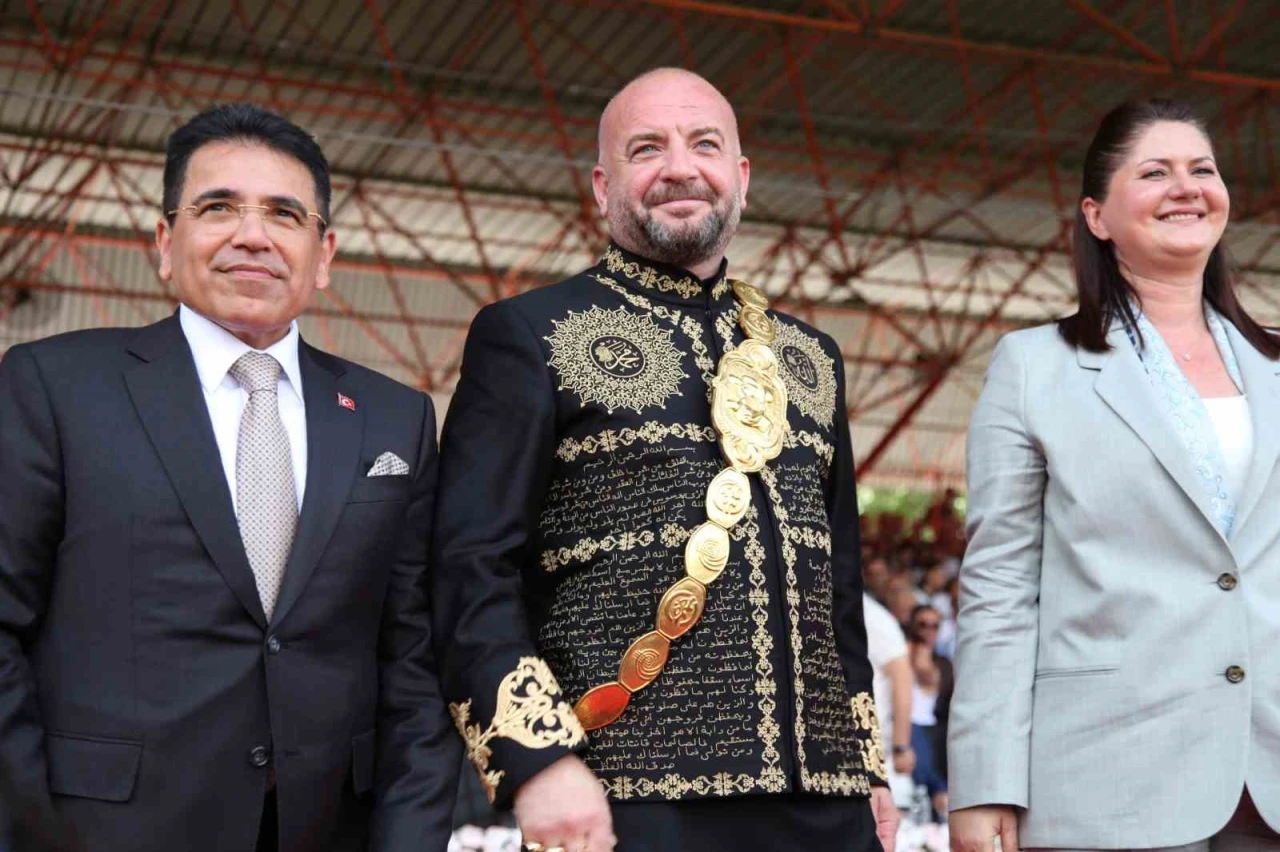 Kırkpınar Ağası Ufuk &Ouml;z&uuml;nl&uuml;, altın kemerin ebedi sahibi oldu
