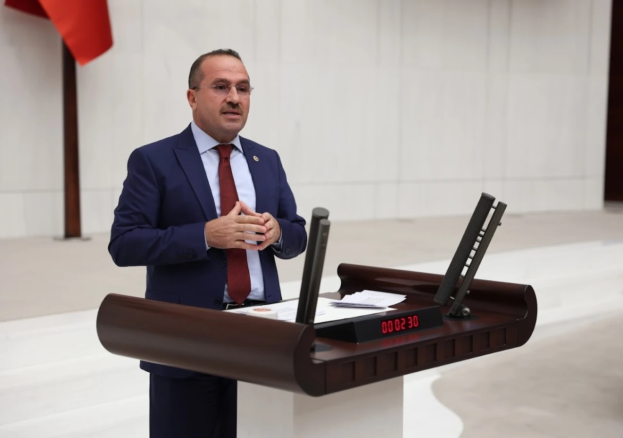 Kırkpınar: &quot;İzmir’de CHP belediyeciliği yine çöktü&quot;
