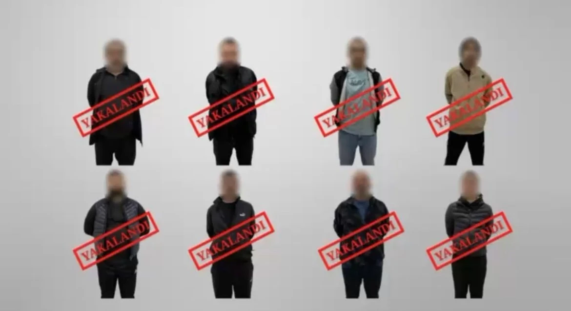 Kırmızı bültenle aranan 5 kişi Türkiye’ye getirildi