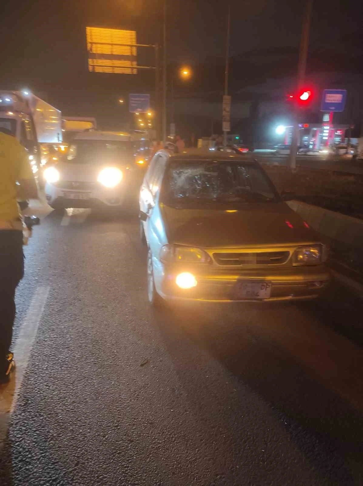 Kırmızı ışık ihlali kazaya yol açtı: 1 yaralı
