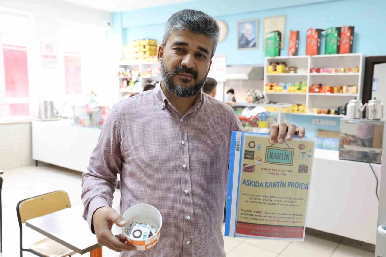 Kırşehir’de ’Askıda Kantin’ Projesiyle öğrencilere destek

