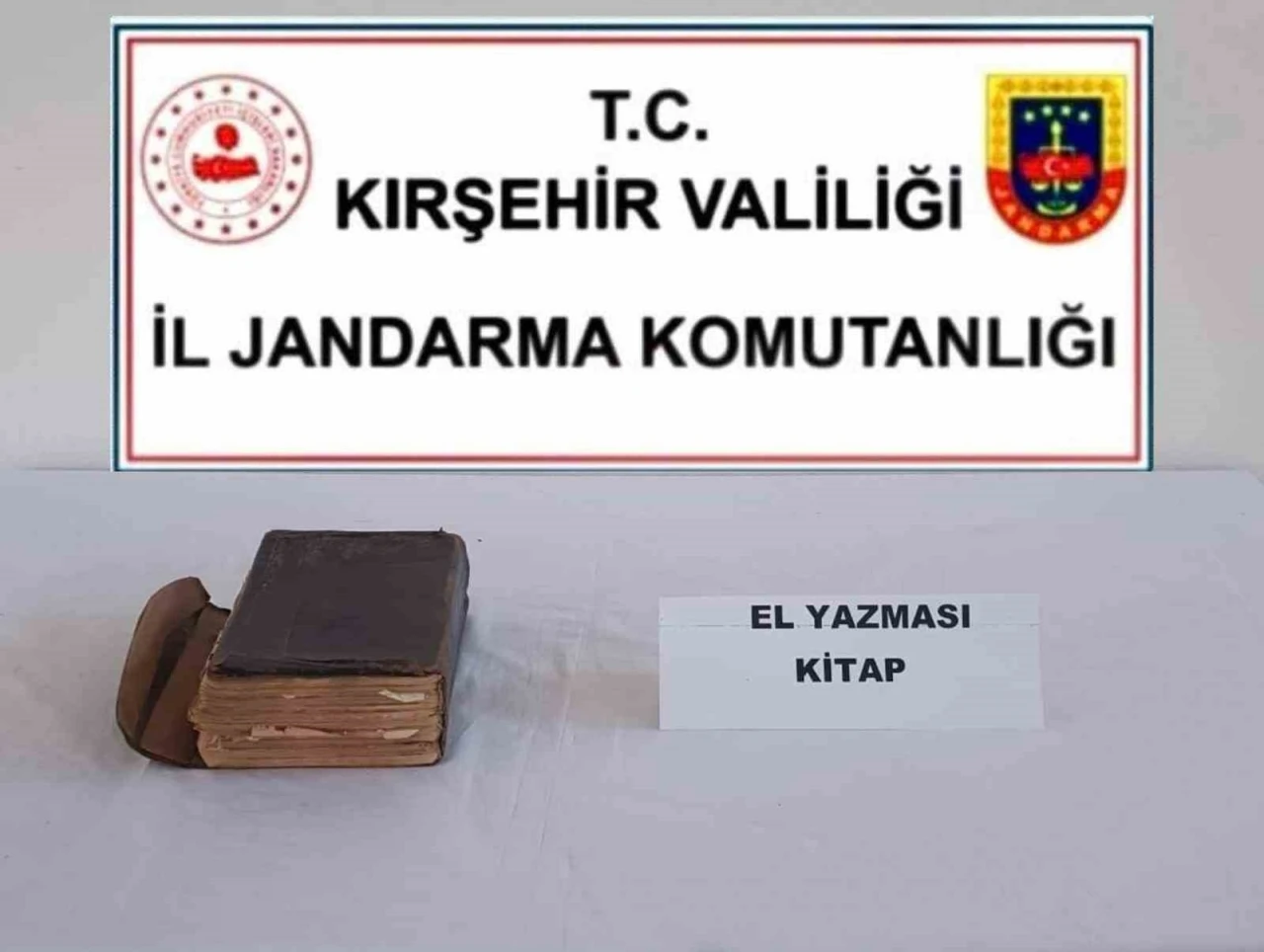 Kırşehir’de el yazması Kur’an ele geçirildi
