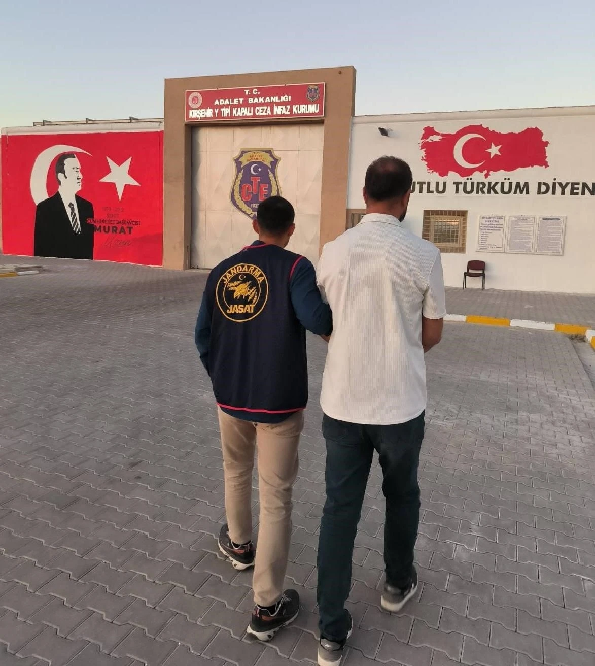 Kırşehir’de kesinleşmiş hapis cezası bulunan firari yakalandı
