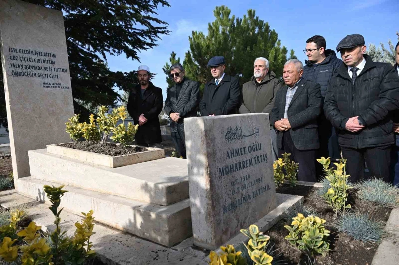 Kırşehir’de Muharrem Ertaş kabri Başında Anıldı
