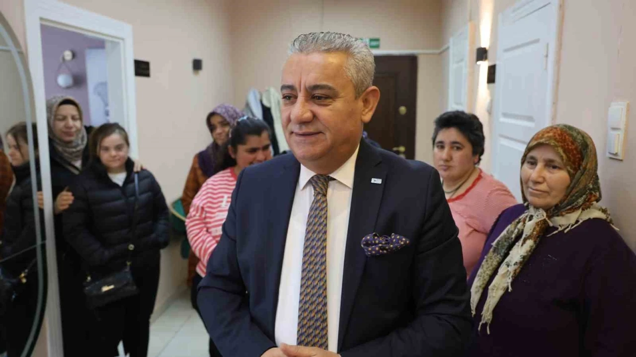Kırşehir&rsquo;de &ouml;zel bireylere bayram &ouml;ncesi anlamlı bakım desteği
